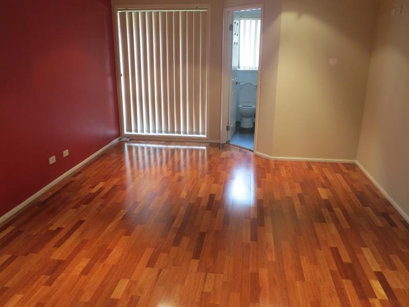 16 KIERNAN CRESCENT, Abbotsbury NSW 2176