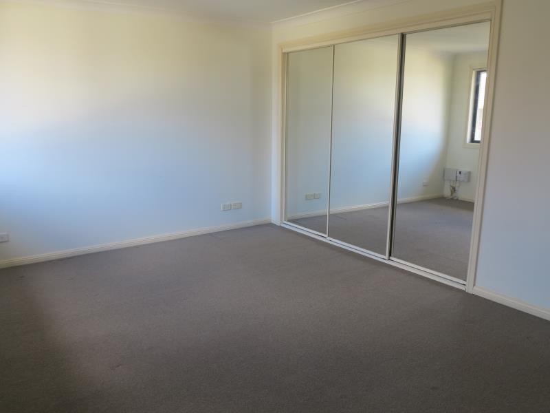 2/133 ELIZABETH DRIVE, Liverpool NSW 2170