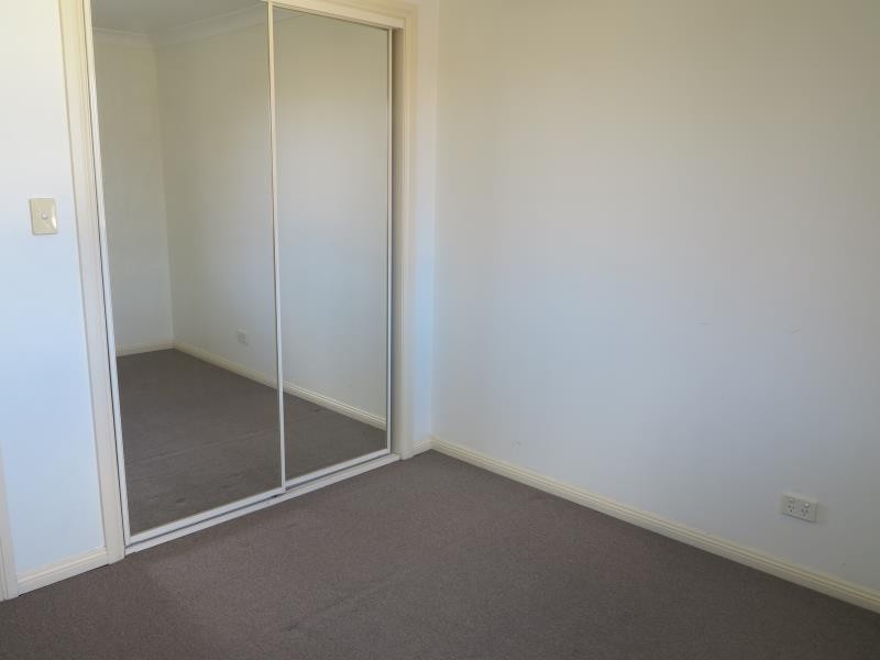 2/133 ELIZABETH DRIVE, Liverpool NSW 2170