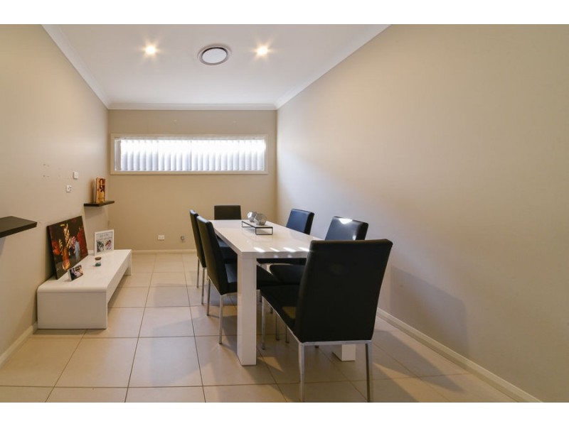 8 zagreb street, Prestons NSW 2170