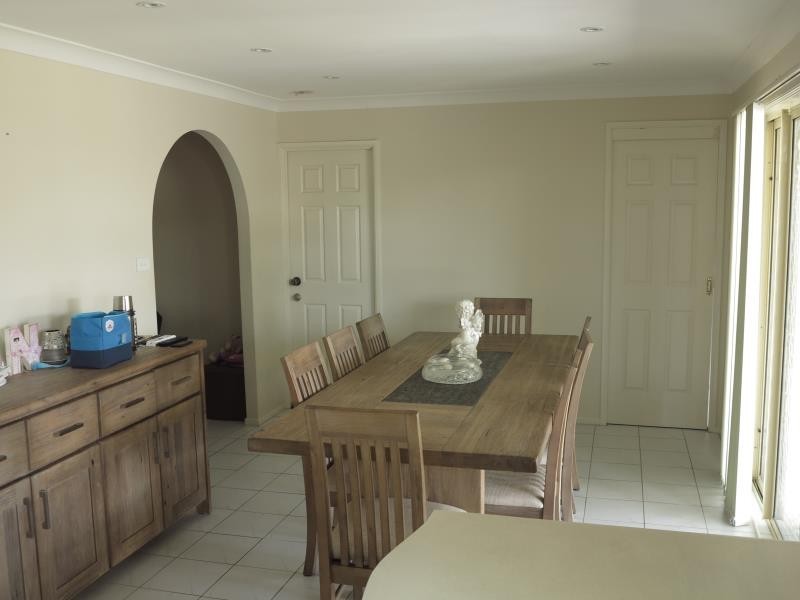 9 Verge Pl, West Hoxton NSW 2171