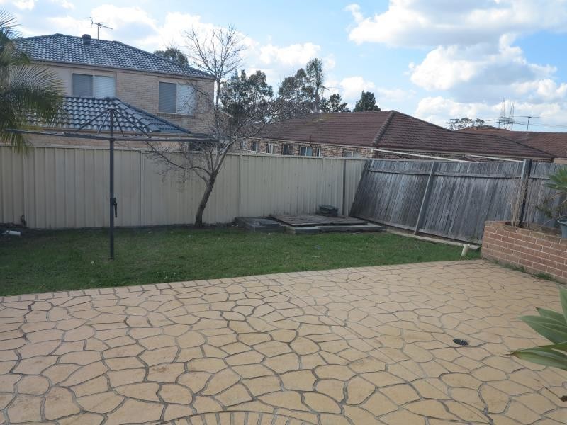 7B THIRROUL CTT, Prestons NSW 2170