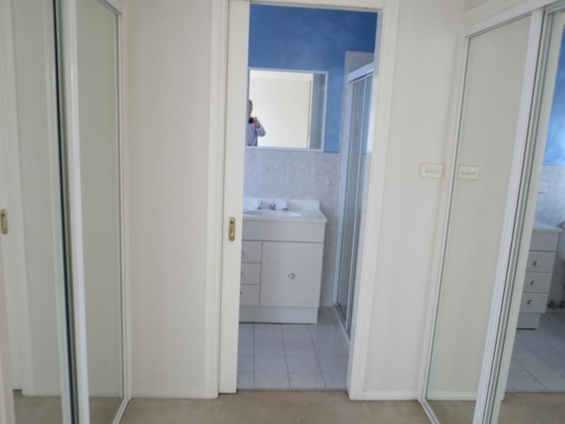 7B THIRROUL CTT, Prestons NSW 2170