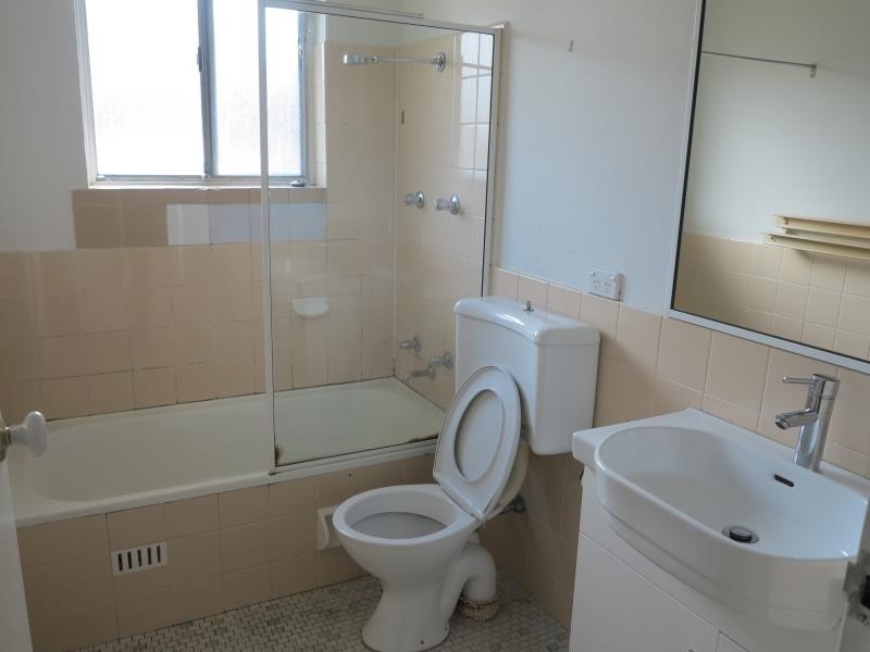 9/1-3 Carboni street, Liverpool NSW 2170