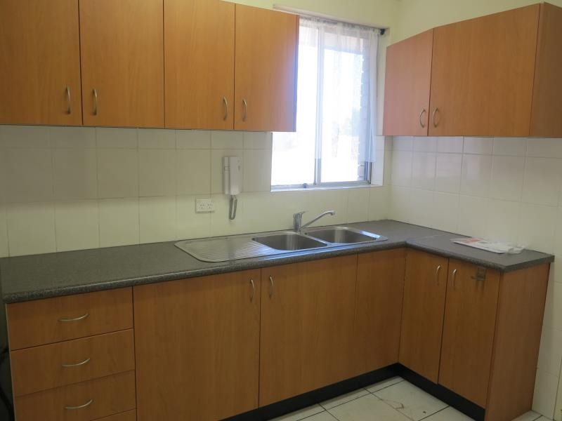 9/4-6 Nagle St, Liverpool NSW 2170