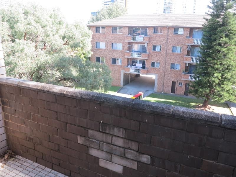 9/4-6 Nagle St, Liverpool NSW 2170