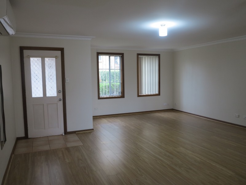 1/3 Turner Place, Casula NSW 2170