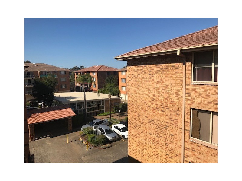 14/2 Riverpark Drive, Liverpool NSW 2170