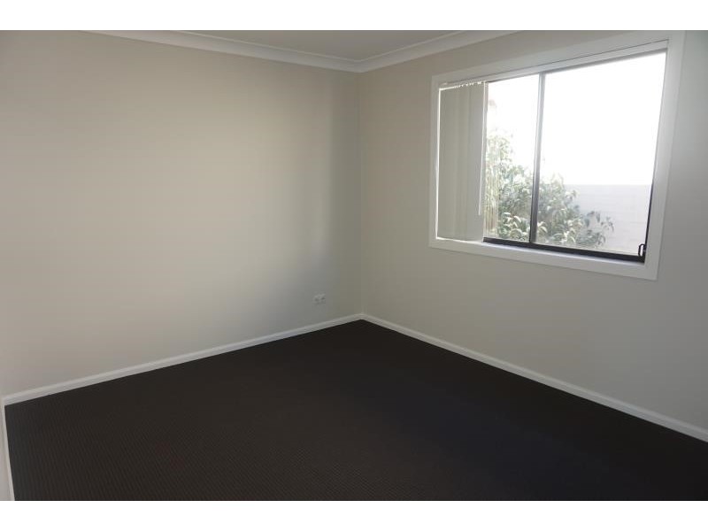 12b TALOMA CRESCENT, Lurnea NSW 2170