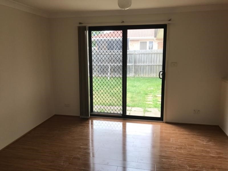 73 TAUBMAN DRIVE, Horningsea Park NSW 2171