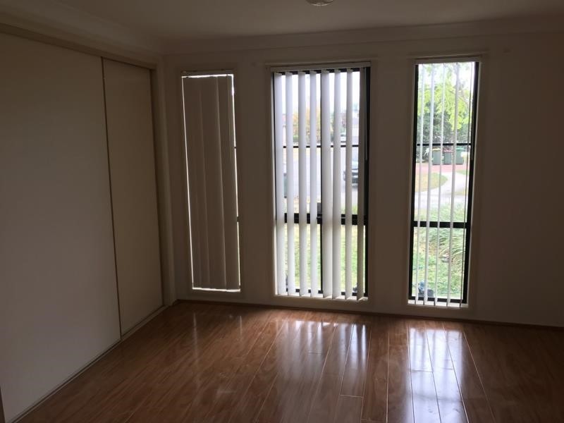 73 TAUBMAN DRIVE, Horningsea Park NSW 2171