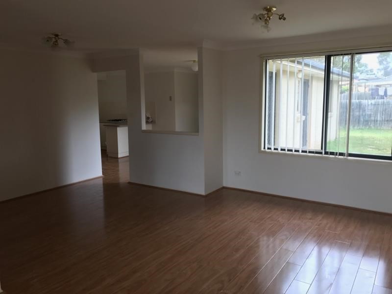 73 TAUBMAN DRIVE, Horningsea Park NSW 2171