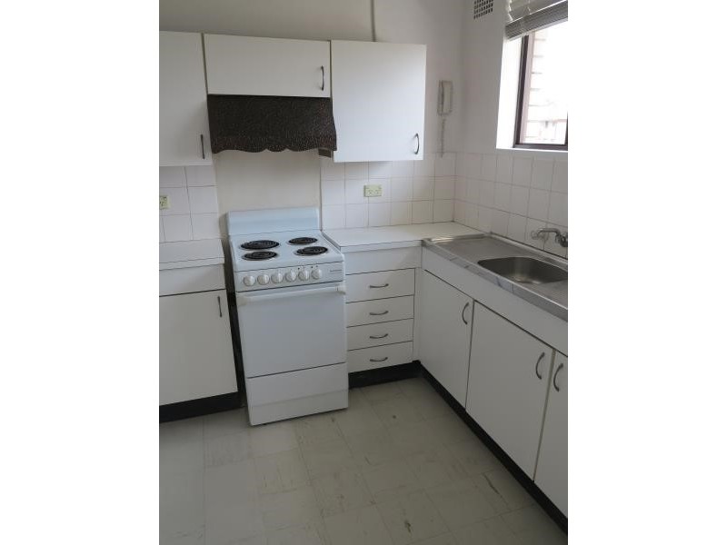 9/34 Remembrance Ave, Warwick Farm NSW 2170