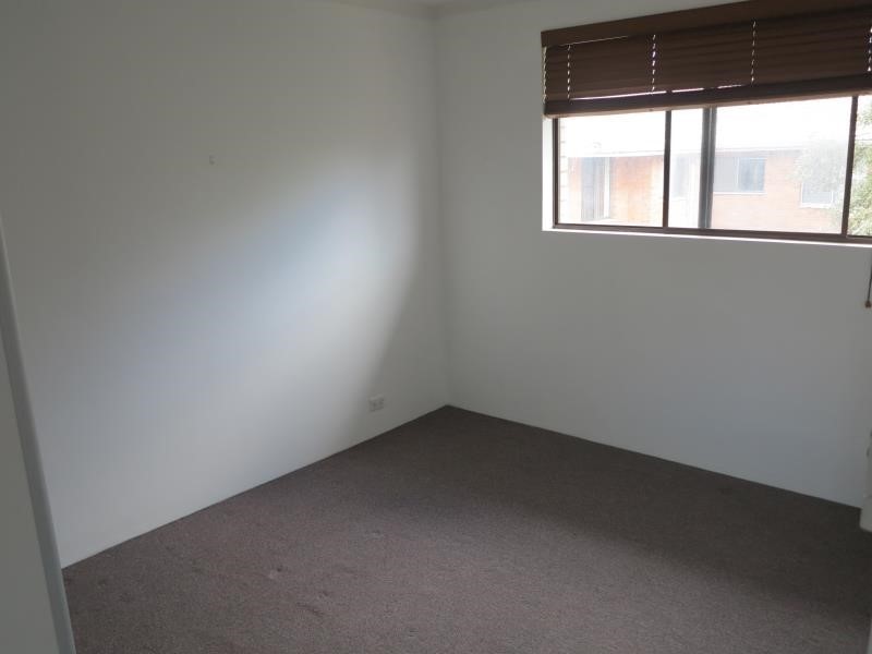 9/34 Remembrance Ave, Warwick Farm NSW 2170