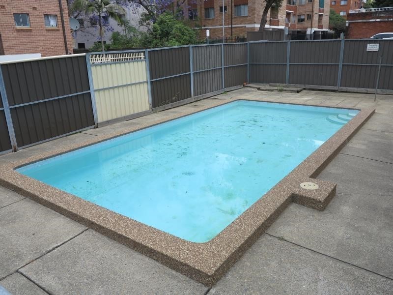 9/34 Remembrance Ave, Warwick Farm NSW 2170