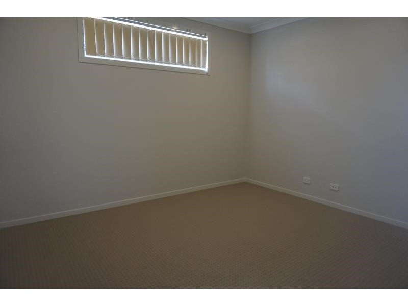 34 Dardenelles Rd, Edmondson Park NSW 2174