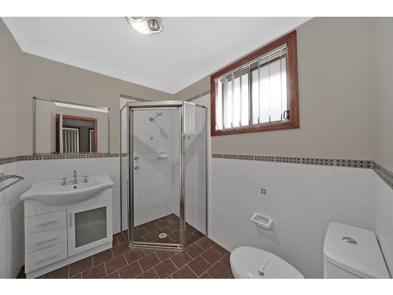 21B Grimson Cres, Liverpool NSW 2170