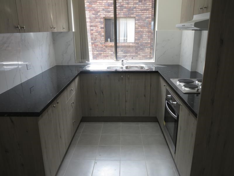 1/116 Moore Street, Liverpool NSW 2170