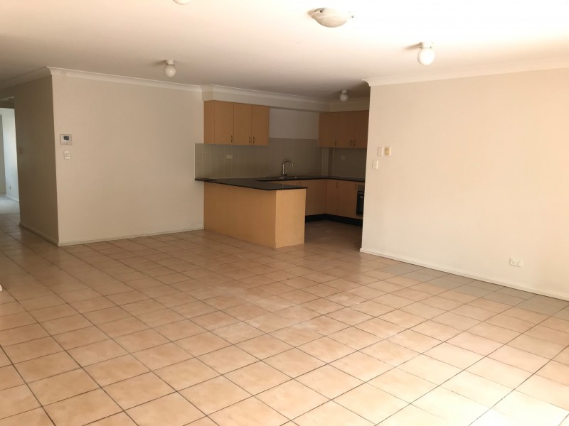 12/9 Elizabeth St, Liverpool NSW 2170