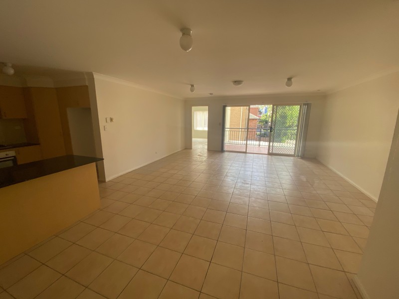 12/9 Elizabeth St, Liverpool NSW 2170