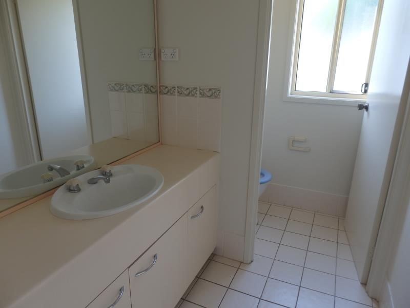 53 DAVINA CRS, Cecil Hills NSW 2171