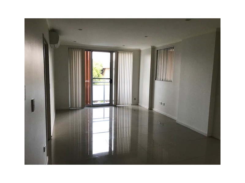 14/42 Hoxton Park Rd, Liverpool NSW 2170