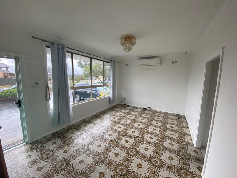 40 Dunbier Ave, Lurnea NSW 2170