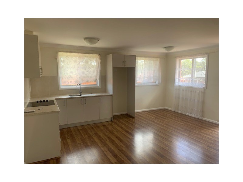 1a Oakwood Place, Busby NSW 2168