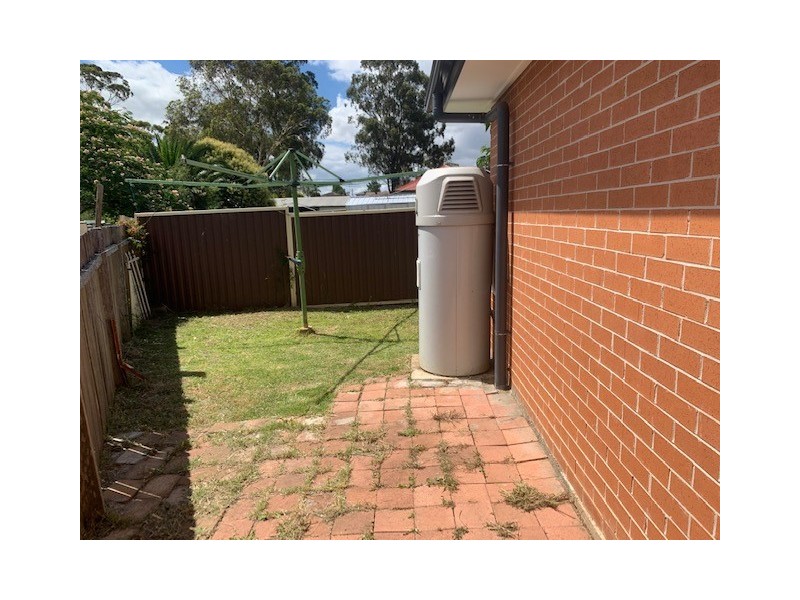 1a Oakwood Place, Busby NSW 2168