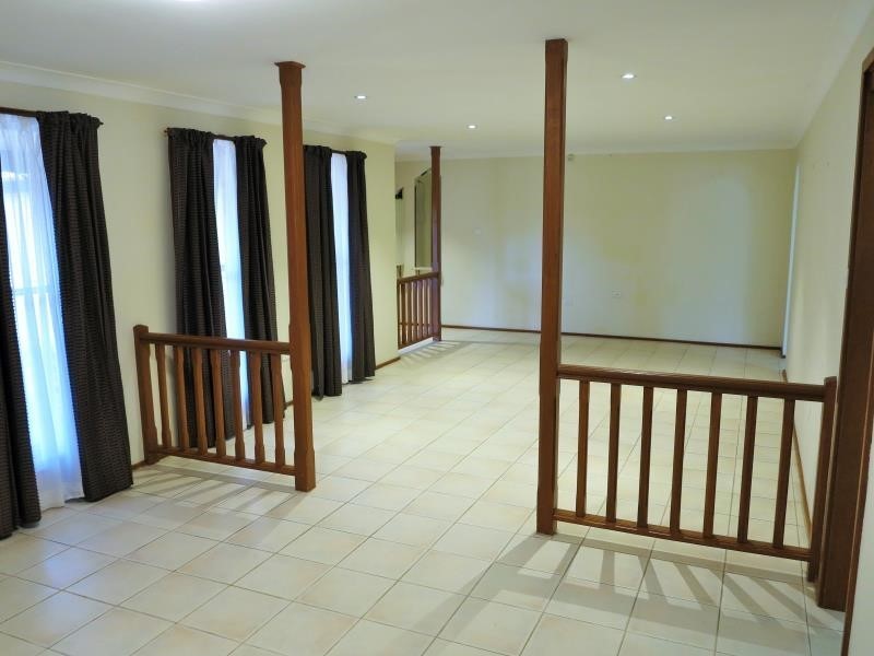 2 Saunders Pl, Raby NSW 2566