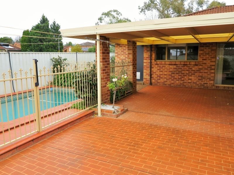 2 Saunders Pl, Raby NSW 2566