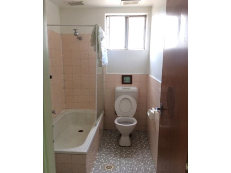 1/6 COLLIMORE AVENUE, Liverpool NSW 2170