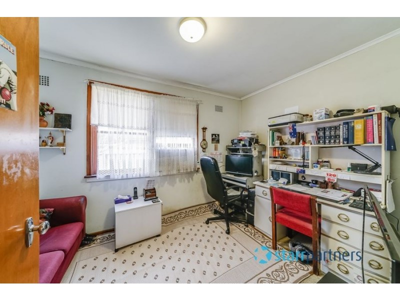 299 Hoxton Park Road, Cartwright NSW 2168