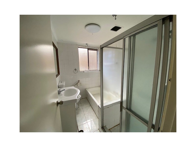 2/90 COPELAND STREET, Liverpool NSW 2170