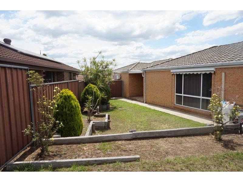 192 COCKATIEL CIRCUIT, Green Valley NSW 2168