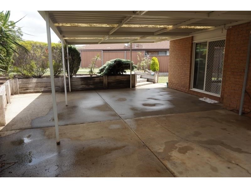 192 COCKATIEL CIRCUIT, Green Valley NSW 2168