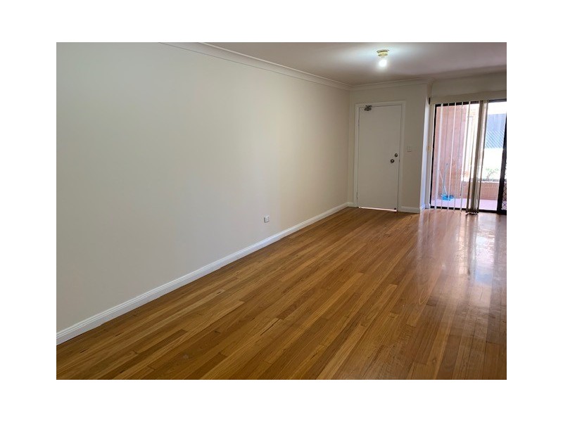 3 114 Bigge Street, Liverpool NSW 2170