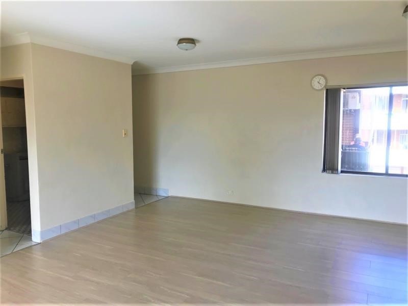 6/87 MEMORIAL AVENUE, Liverpool NSW 2170