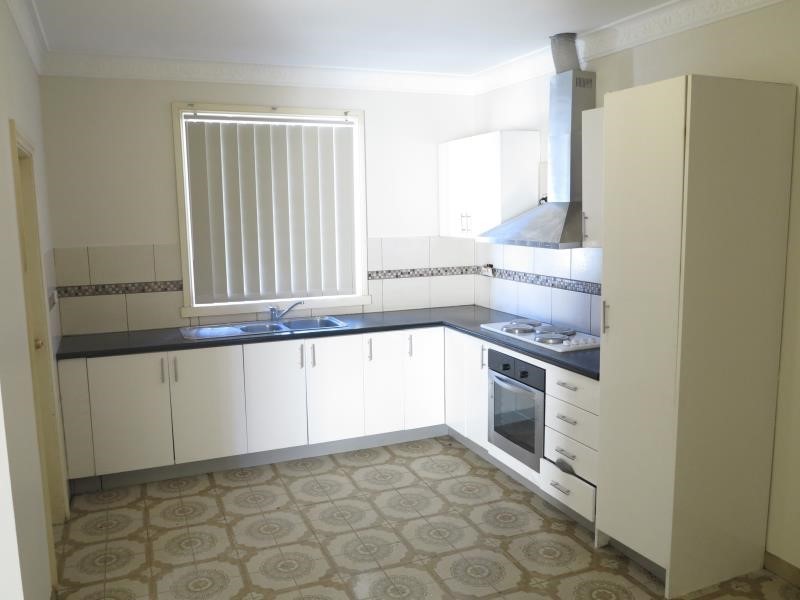 1/186 ELIZABETH DRIVE, Ashcroft NSW 2168