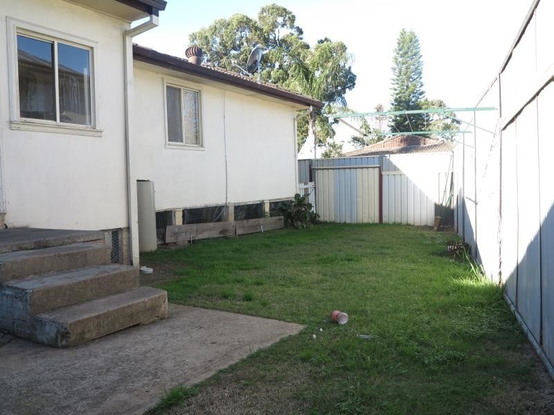 1/186 ELIZABETH DRIVE, Ashcroft NSW 2168