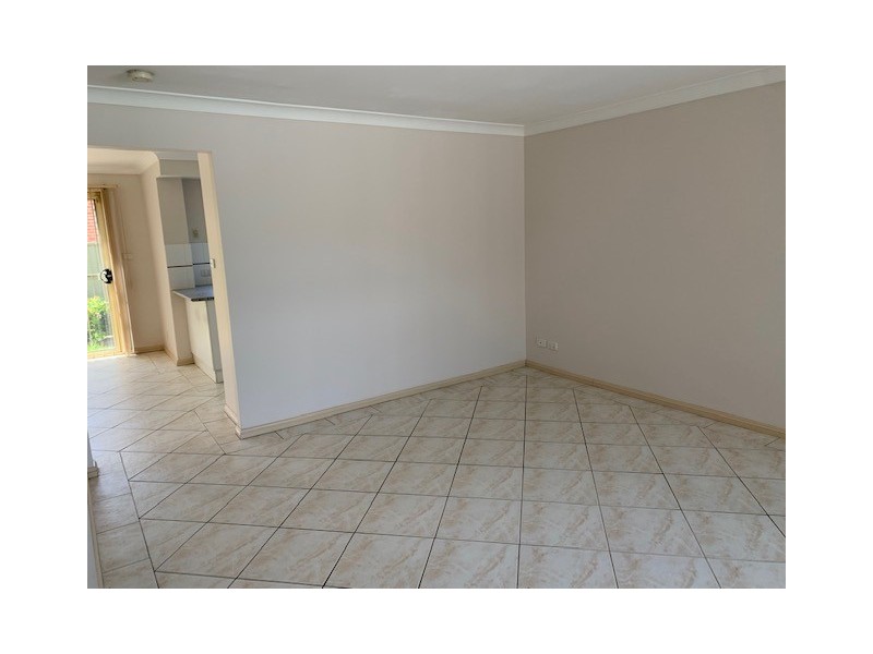 1/13 Woodlands Road, Liverpool NSW 2170