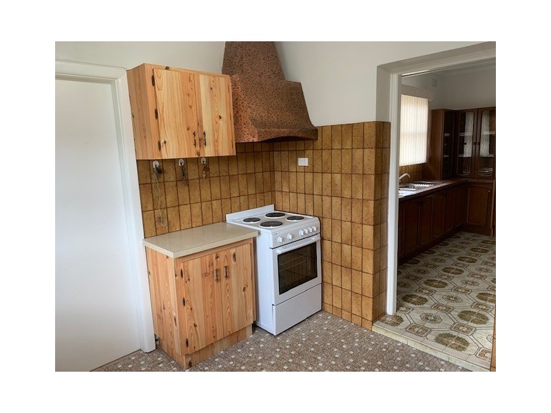 33 Market St, Moorebank NSW 2170