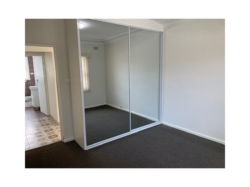 33 Market St, Moorebank NSW 2170
