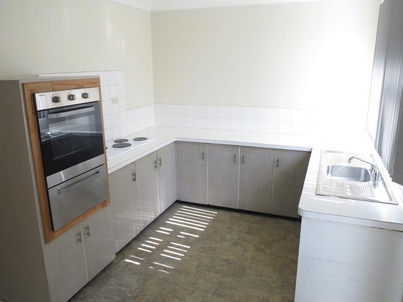 11 Calabro Ave, Liverpool NSW 2170