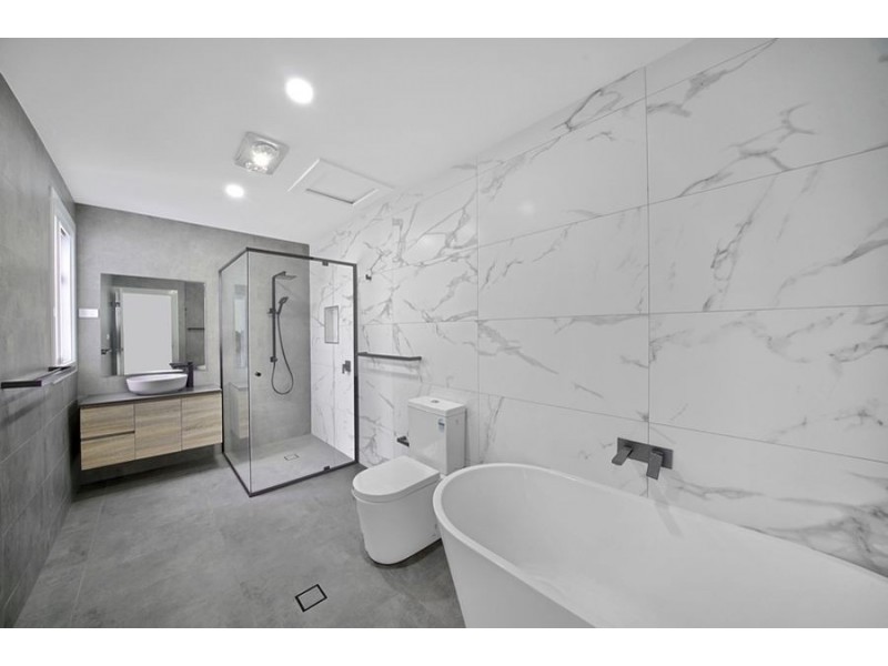 5a Throsby Street, Fairfield Heights NSW 2165