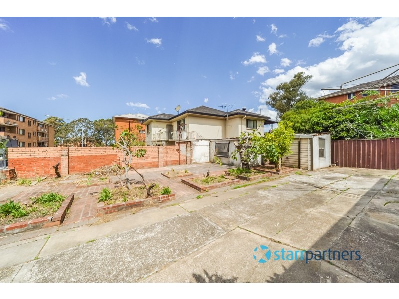 16 Charles St, Liverpool NSW 2170