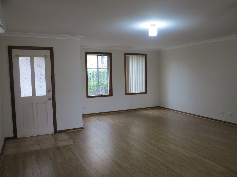 1/3 Turner Place, Casula NSW 2170