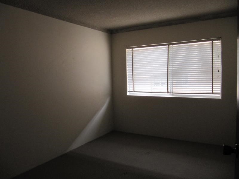 2/3 Lachlan Street, Warwick Farm NSW 2170