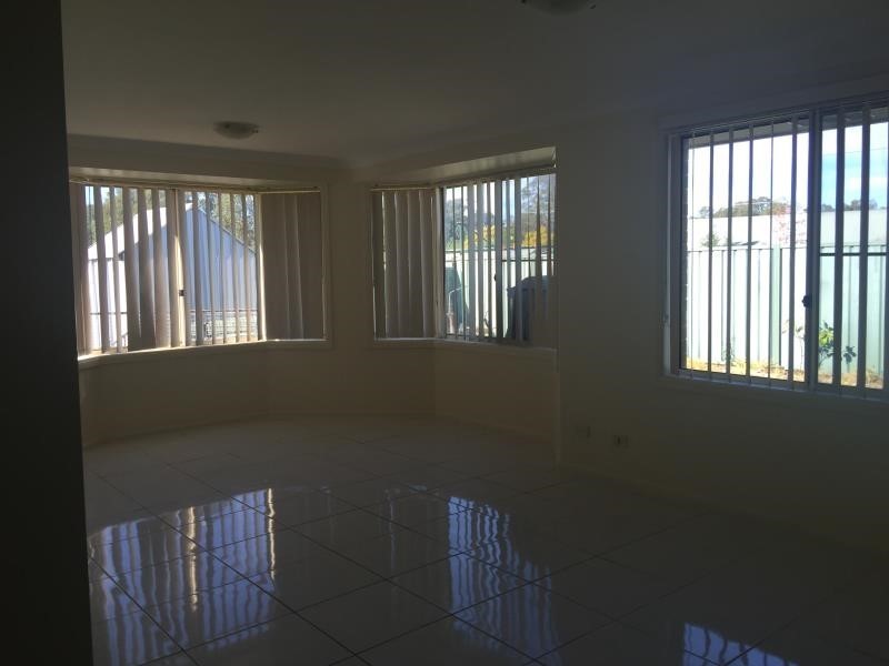 1 Nimbin Avenue, Hoxton Park NSW 2171