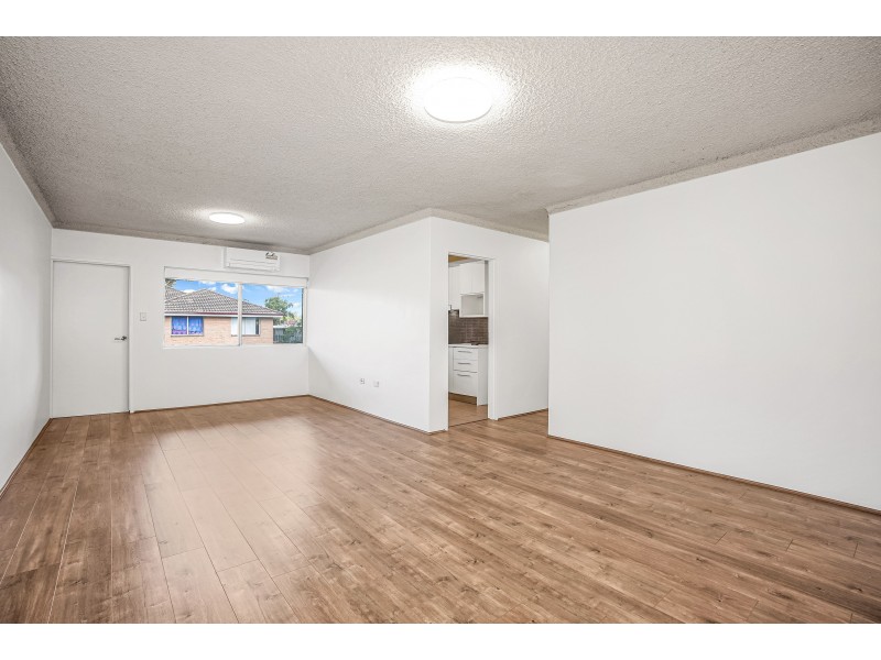 10/26-28 Oxford St, Merrylands NSW 2160